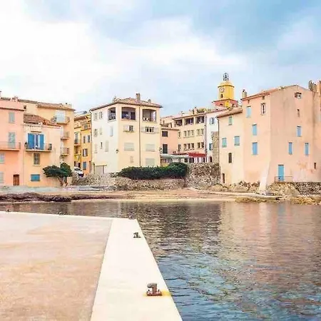 Apartament Au Centre De Avec Terrasse Saint-Tropez