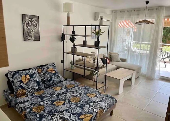 Au Centre De Avec Terrasse Saint-Tropez