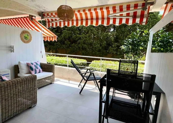 Au Centre De Avec Terrasse *