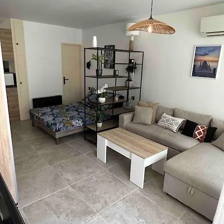 Au Centre De Avec Terrasse *