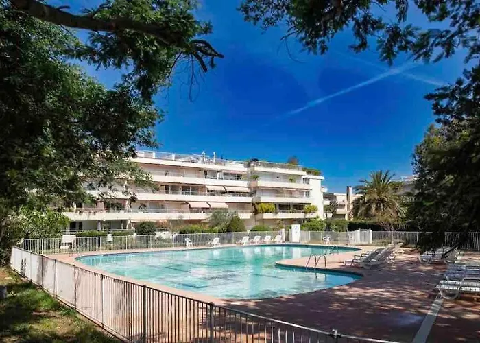 Au Centre De Avec Terrasse Saint-Tropez